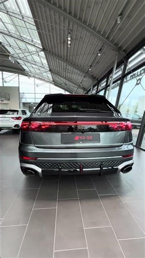 Audi RS Q8 Sound