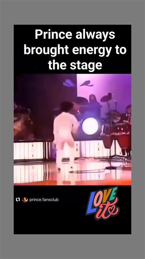So electrifying!! #prince #livemusic #celebration #keepthelegacyalive | Michele L Douglas