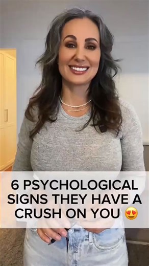 Liz Rose on Instagram: "6 signs someone has a crush on you 😍 #psychologyfacts #bodylanguage #attraction #attractive #crushing"