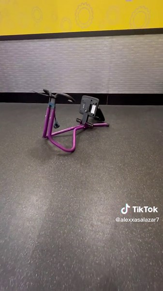 Exploring the Core Area at Planet Fitness Gym