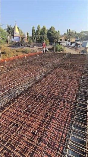 Bridge slab steel design