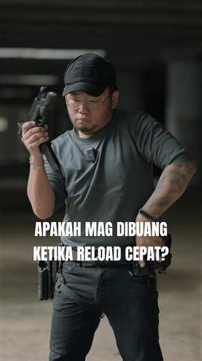 Apakah mag dibuang ketika sedang reload cepat?