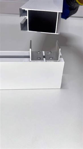 Aluminium door profile corner joint #shorts #aluminiumfabrication #tricks #tools