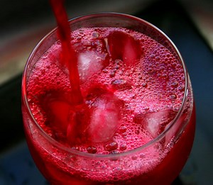 Refreshing Jamaican Sorrel | Here's A Simple Recipe