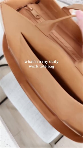 Aria Wynia | Trick to detect missing accessories during unboxing One of my most effective unboxing habits is gently shaking the box before opening it.... | Instagram