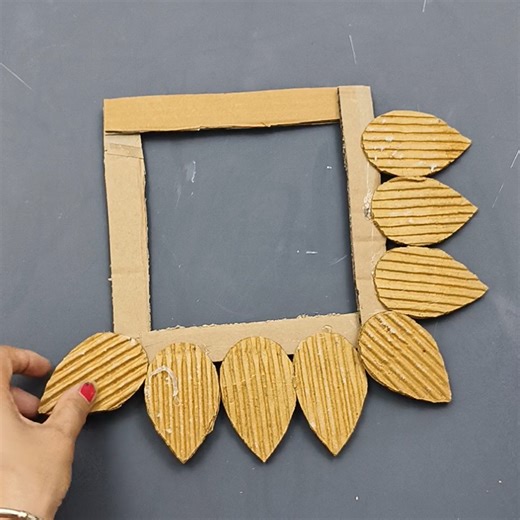 easy cardboard crafts for christmas! you'll love | My Arts & Crafts