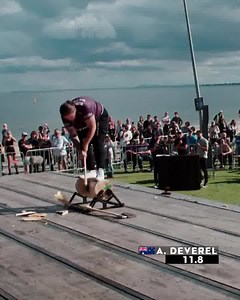 What a powerful performance from Adele Deverell at the Australian Women’s Championship! Adele had us on the edge of our seats during the Underhand discipline, after impressively chopping through the wooden block in just 40.12 seconds, a new world record! 💪 Congratulations Adele! | STIHL Timbersports
