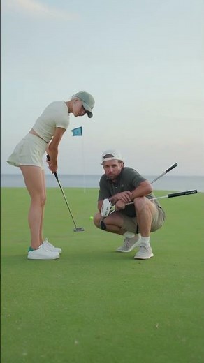 ⛳️ No-Look Golf Challenge ft. Claire Hogle