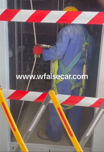 False car kit works well inside the shaft, safe and good way to save cost of elevator installation ! #elevatorinstall #elevatorengineer #australiaelevator #otiselevator #ifeelevator #koneelevator #liftinstallation #elevatorfalsecar #liftinstallation #falsecar #elevatorinstallation #kone