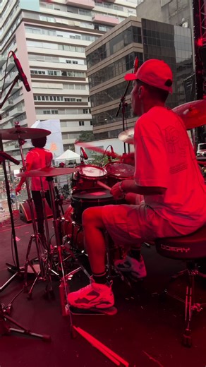 Shuffle Drumming Techniques by Thalles Roberto