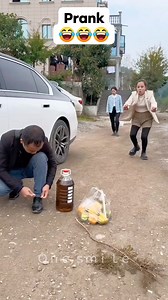 192K views · 429 reactions | Girls prank with men #funny #reels #shorts #fbreels藍 | Ｏｎｅ ｓｍｉｌｅ | Facebook