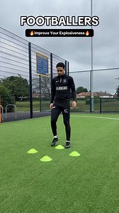 GET 500 DRILLS FOR FREE through the link in our bio! #footytraining #baller #trainingdrills #footballtraining #soccerskillslib | Sportplan Football