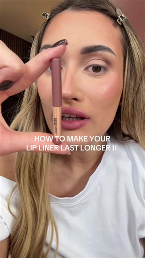 How to Make Your Lip Liner Last All Day