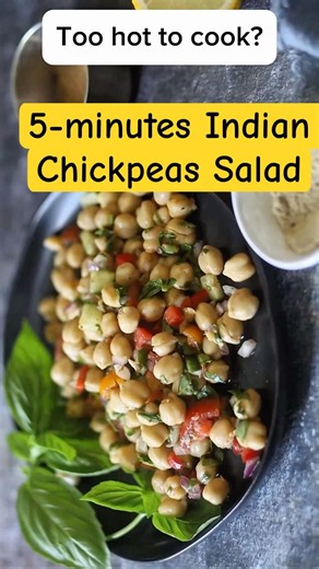 5-Minute Chickpea Salad That Actually Tastes Good #easyrecipe #healthylunch #shorts