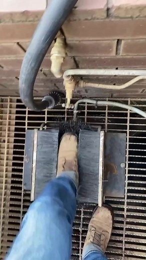 Aaron Witt on TikTok