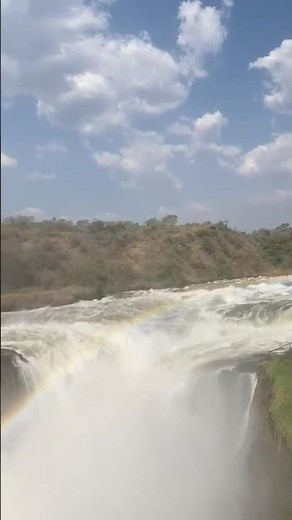 Murchsion falls( the world’s most powerful waterfall in Uganda 🇺🇬)