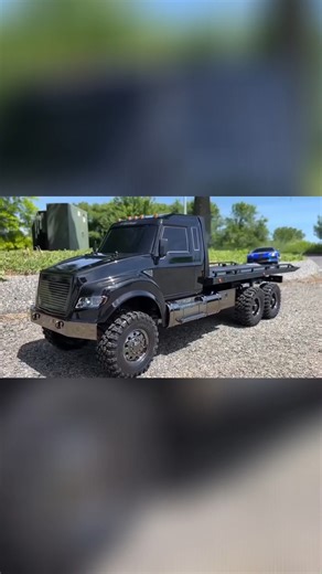 Need an epic RC Car hauler in your hobby life? Then take a close look at the Traxxas Ultimate RC Hauler found here: https://bit.ly/3NVcDt1 ! This beast of a scale rig is based off the TRX-6 and is ready to cart around your scale 1/10 touring cars or other rigs with a little ingenuity. In this video, Greg will take the new Hauler out for a few adventures and of course give you all the details you need to know about it. At first glance it may just be a flatbed for some, but this rig opens the door