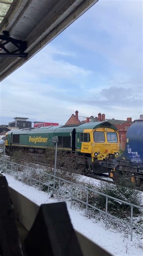 Freightliner Class 66562 Passing Middlesbrough on the 6/1/26 #middlesbrough #train #railway #class66