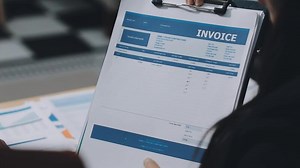 Download How to create a professional invoice for free