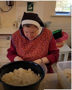 275K views · 1.1K reactions | There's a lot more to being a nun than you think  | UNILAD | Facebook