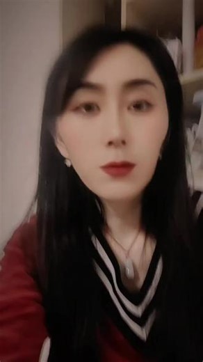 我大概到了中年叛逆期，开始按照自己真正的想法生活
