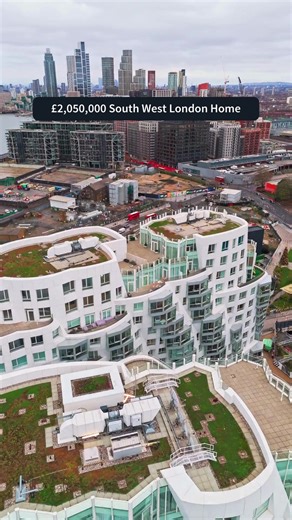 1,330 sq ft, 3 bedrooms and a winter garden with great views of the Battersea Power Station. Holmby House, Prospect Way, London SW11 #londonproperty #londonpropertymarket #batterseapowerstation #forsale