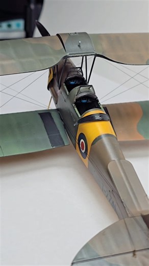 ICM Tiger Moth for the 2025 Advent Build hosted by @matts_modelling_den @icm.kits #royalairforce | fuzzysghostmodels