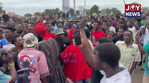 41K views · 1.3K reactions | “No Wale, No Vote!” - Shatta Wale fans chant as they continue to demand the release of the dancehall star from EOCO custody. #JoyNews | JoyNews | Facebook
