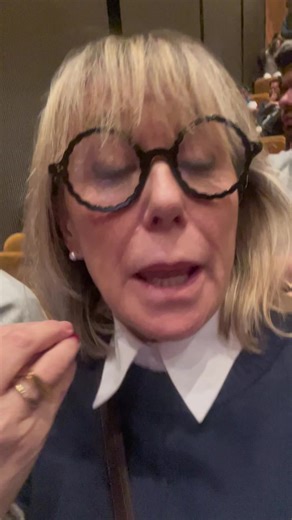 Pues nos vamos de festuqui😜!!!#concierto #palaudelamusica #barcelona