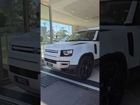 Picking up the Landrover Defender P400S MY25 Part 1