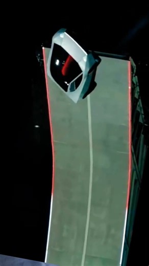 TESLA ROADSTER with FLYING capabilities. MOBIL TESLA TERBANG