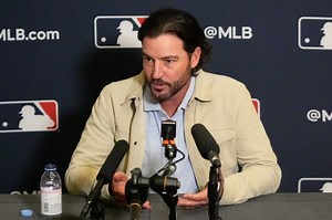 SF Giants still looking to address several holes as Dodgers, Phillies make splashes