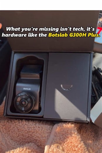 Botslab Dash Cam G300H: 1296P HD Video Recording