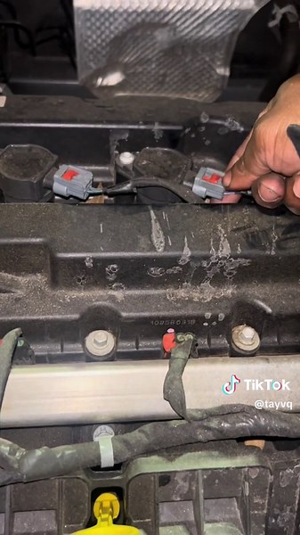 P0302 how to tell if you have a bad coil pack #dodge #jeep #mopar #coilpack #misfire #cylinder2misfire #randommisfire