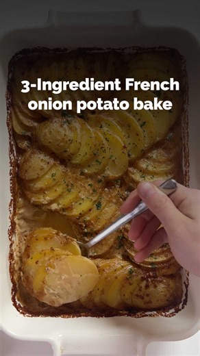 The best-ever potato bake only needs three ingredients! The secret to flavourful, melt-in-your-mouth tender potatoes is cooking them in a sauce of cream and French onion soup mix. For the recipe, Google ‘BestRecipes French onion potato bake’. #frenchoniondip #potatorecipes #easypotatobake #sides | Best Recipes