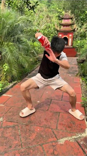 First time seeing a Coke can run and turn into a capybara