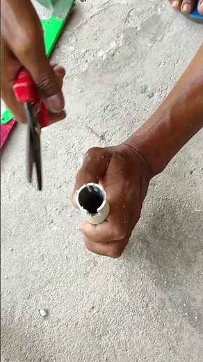 a simple way to remove pipe threads