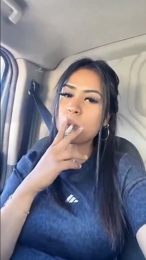 Attitude Girls Smoking 🚭💔💔🚬 #foryou #smoke #girlssmokingstatus #shortvideo #viral #trending #shorts