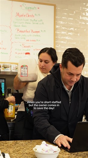 Wein-O-Rama 🌭 on Instagram: "When you’re short staffed and the owner comes in to “help.” 🫠 #Weinorama #DinerHumor #BehindTheCounter #SmallBusinessProblems #LocalEats"