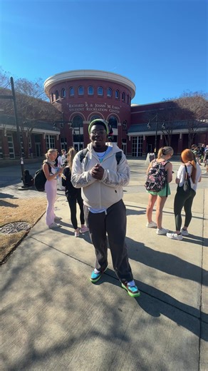 NOTHING BEATS A JET 2 HOLIDAY AT EAST CAROLINA UNIVERSITY #fyp #ecu #nothingbeatsajet2holiday