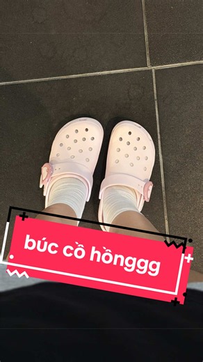 Trả lời @langtubl00mie cà rốt búc cồ bên sốp vẫn nhận o văn đơ nhé #crocs #crocsbuckle #crocsbape