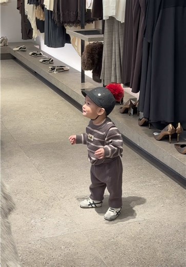 Gợi Ý Các Kiểu Set Len Đẹp Cho Các Mám