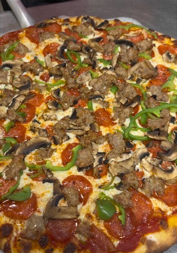 Delicious Breakfast Pizza with Toppings You Love