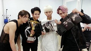 B2ST wins on this week's 'Show Champion' with 'Good Luck'