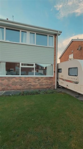 ✨ Searching for that perfect family upgrade? This extended three bed semi situated on The Glebe may be your match made in Norton 🤷🏼‍♀️ Drop us a message for further info… 🔵 Ashton Road, Norton 🔵 Extended Three Bed Semi 🔵 South West Facing Rear Garden 🔵 Close To Shops 🔵 Perfect For Families 🔵 Council Tax Band: B EPC Rating: TBC For more information or to book to view contact us on: ☎️ 01642 813222 📧 teesside@northgates.net 📲 Whats App 07399 174916 #FamilyHomeGoals #Sneakpeek #Norton #Ne