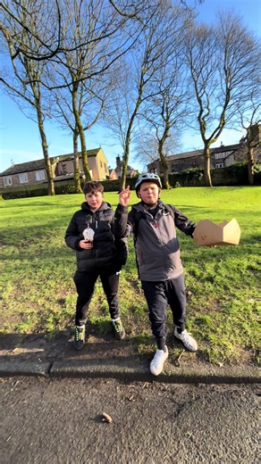 Taste Testing Creamy Pizza - Honest Review with Friends