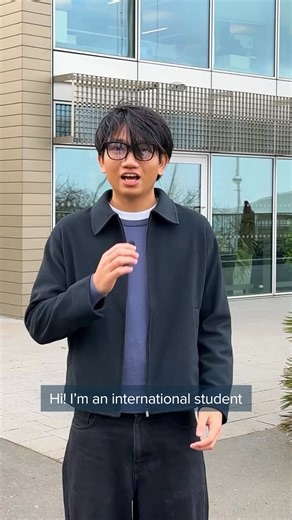 Study your degree on our beautiful green campus in the safest student town in England, just 34 minutes from London. | University of Surrey