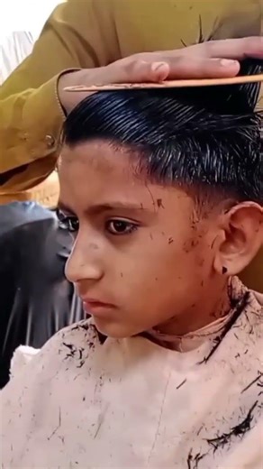 Amazing Hair Transformation in Minutes!”“Before & After Haircut 😲”“Quick Haircut Tutorial –