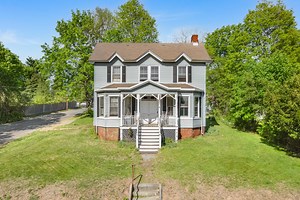 24 Falconer St, Beacon, NY 12508 - MLS 858054 - Coldwell Banker