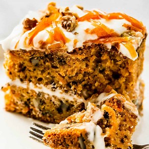 The Best Carrot Cake Recipe In The World Ever (Video)